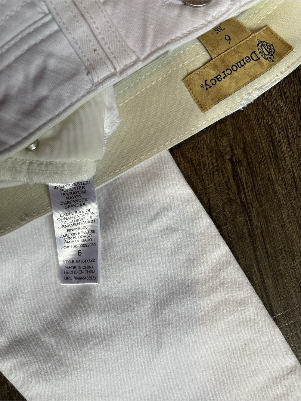 Democracy White High-Rise Skinny Jeans - Picture 6 of 6